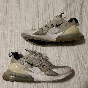 Nike Air Max 270 Women’s 9